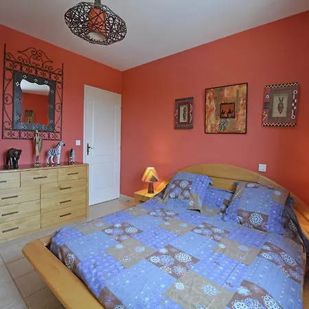 Vila In Saint-laurent With Private Pool, Cleaning Included